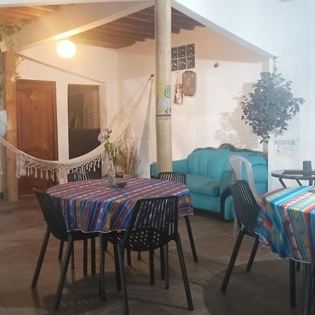 באייניטה Hostal Villa Brisa מראה חיצוני תמונה