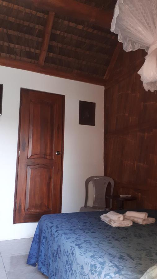 באייניטה Hostal Villa Brisa מראה חיצוני תמונה
