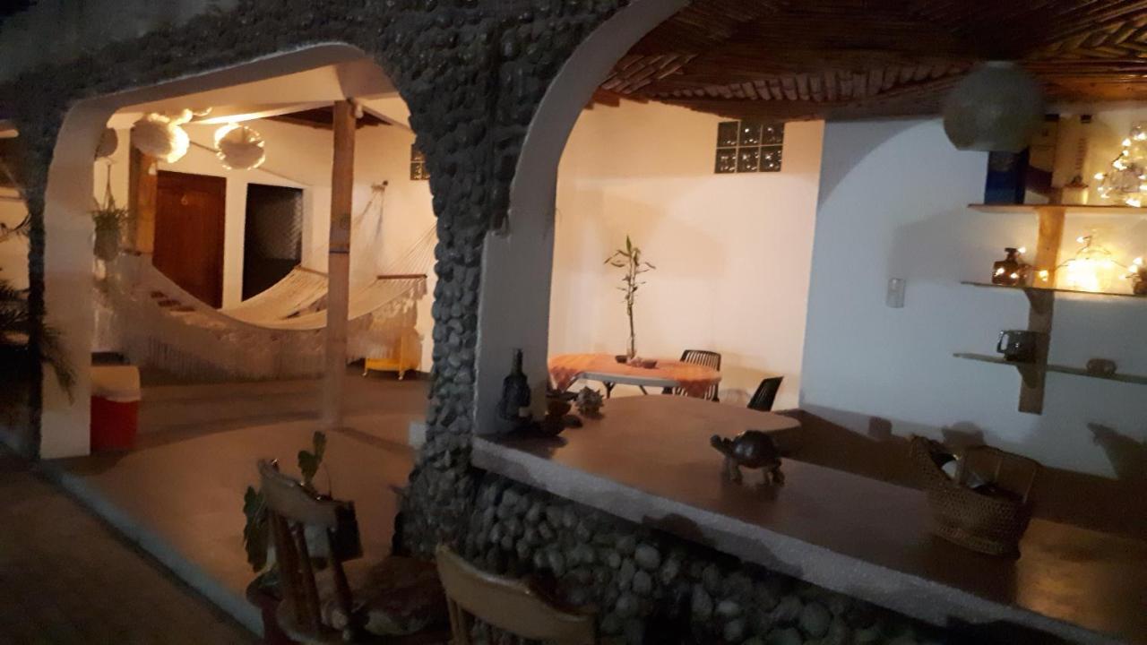 באייניטה Hostal Villa Brisa מראה חיצוני תמונה