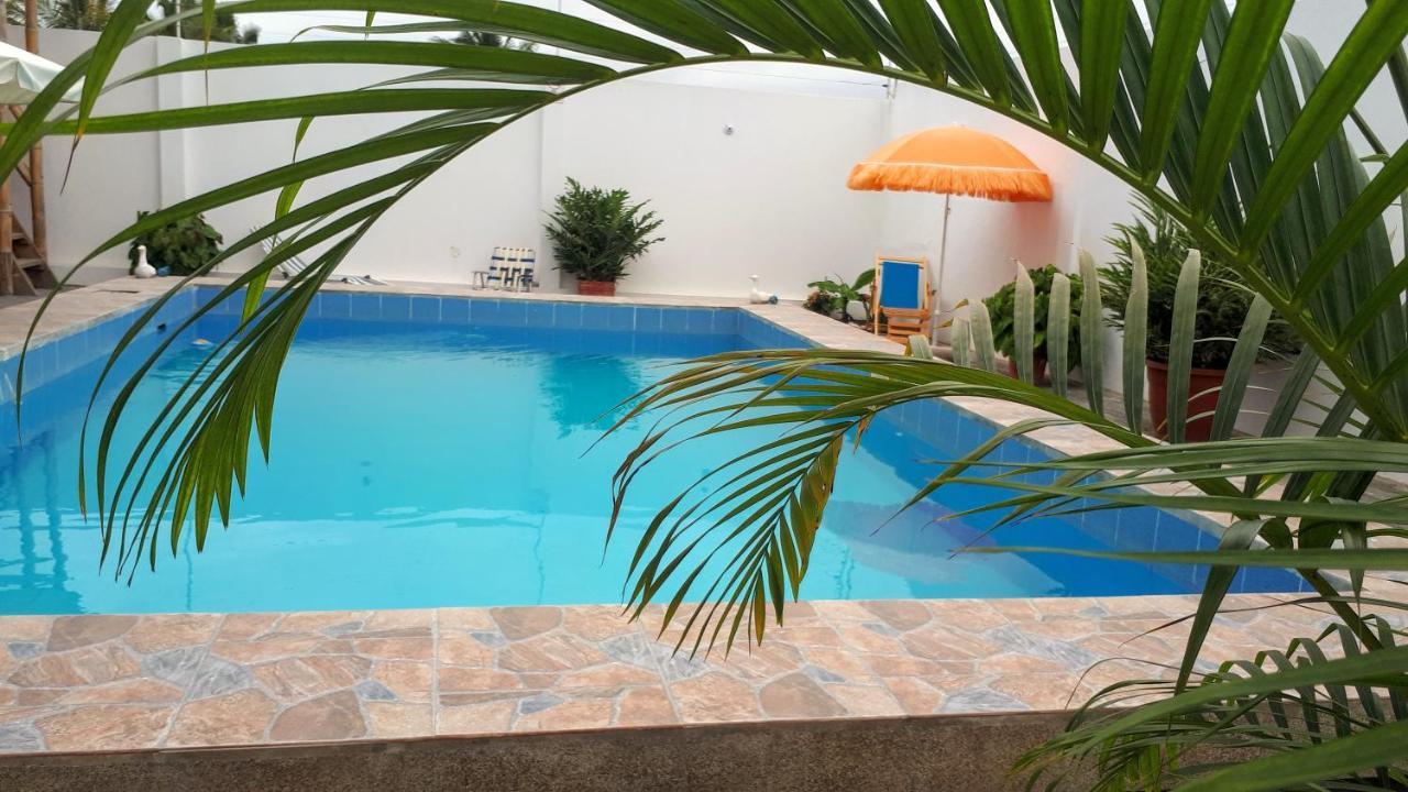 באייניטה Hostal Villa Brisa מראה חיצוני תמונה