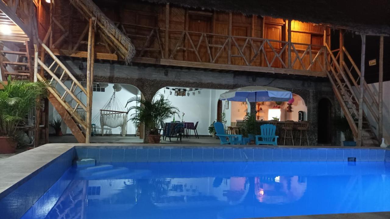באייניטה Hostal Villa Brisa מראה חיצוני תמונה
