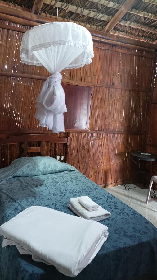 באייניטה Hostal Villa Brisa מראה חיצוני תמונה